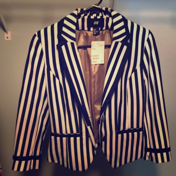 H&M Jackets & Blazers - H&M navy and white stripe blazer!